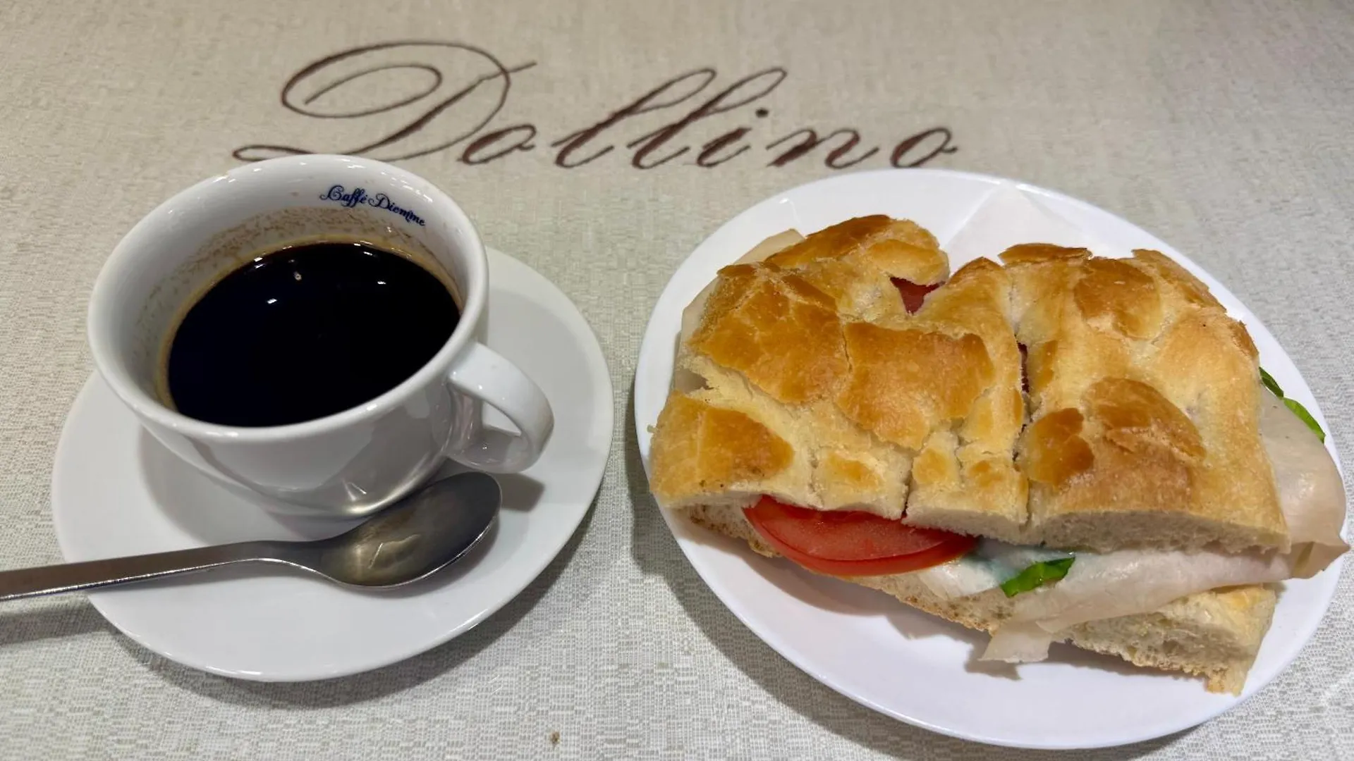 Affittacamere The Shuttle Bed & Breakfast Livorno